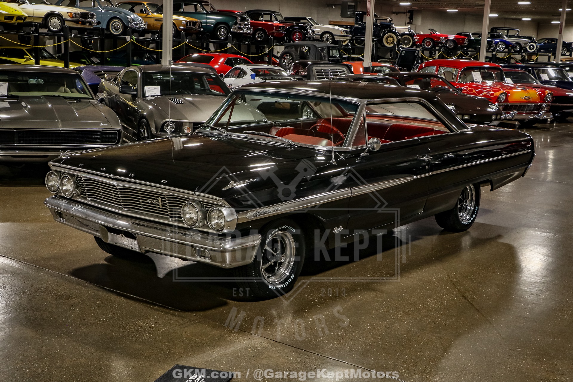 Unknown-Galaxie-1964-Black-Red-38