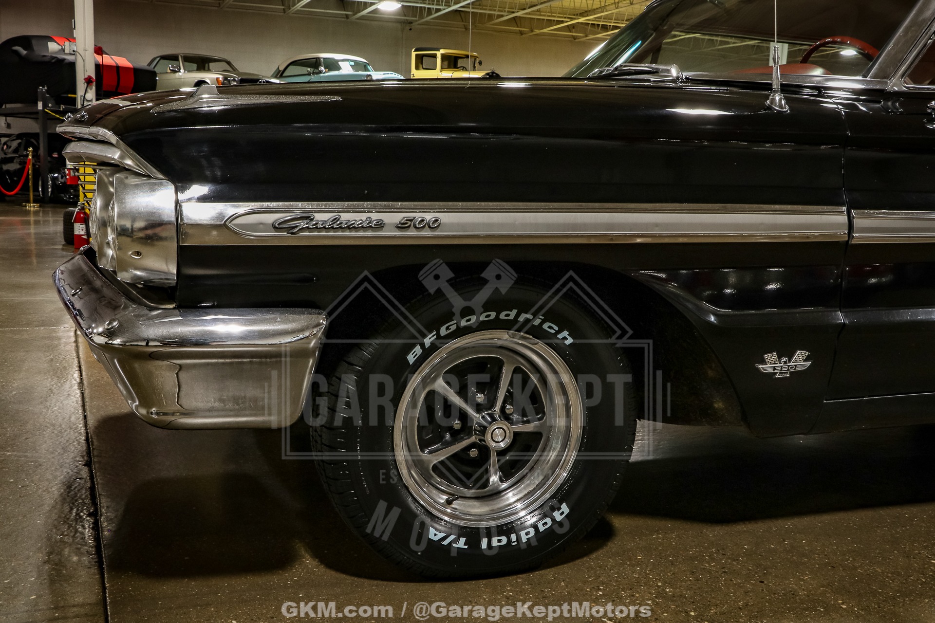 Unknown-Galaxie-1964-Black-Red-39