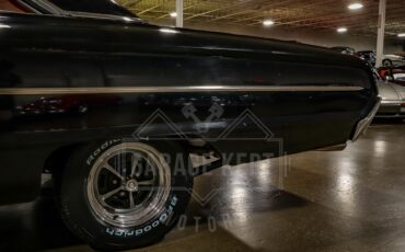Unknown-Galaxie-1964-Black-Red-42