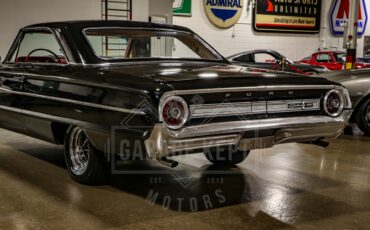 Unknown-Galaxie-1964-Black-Red-47