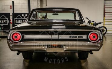 Unknown-Galaxie-1964-Black-Red-7