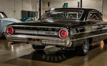 Unknown-Galaxie-1964-Black-Red-8