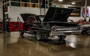 Unknown-Galaxie-1964-Black-Red-9
