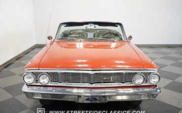 Unknown-Galaxie-1964-Rangoon-Red-Black-24