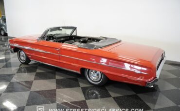 Unknown-Galaxie-1964-Rangoon-Red-Black-32