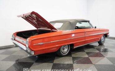 Unknown-Galaxie-1964-Rangoon-Red-Black-41