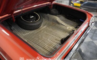 Unknown-Galaxie-1964-Rangoon-Red-Black-44
