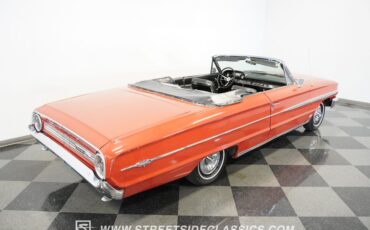 Unknown-Galaxie-1964-Rangoon-Red-Black-49