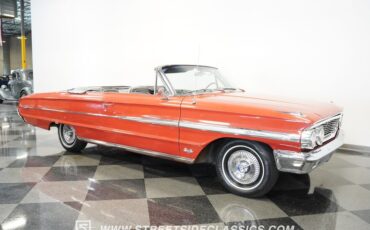Unknown-Galaxie-1964-Rangoon-Red-Black-5