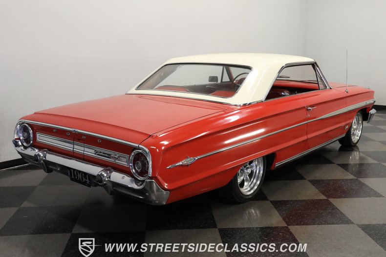 Unknown-Galaxie-1964-Rangoon-Red-Red-15
