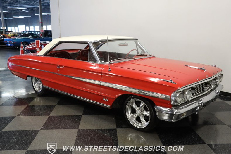 Unknown-Galaxie-1964-Rangoon-Red-Red-18