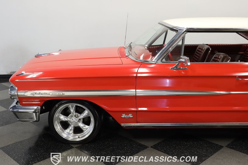 Unknown-Galaxie-1964-Rangoon-Red-Red-27