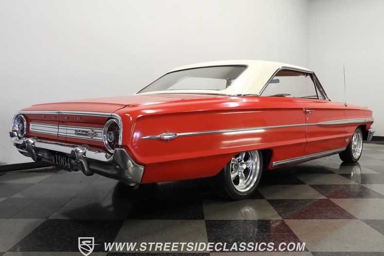 Unknown-Galaxie-1964-Rangoon-Red-Red-30