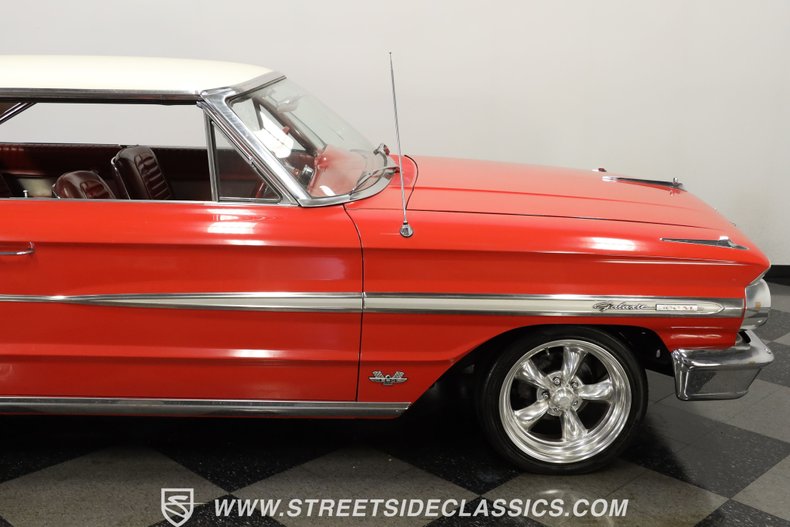 Unknown-Galaxie-1964-Rangoon-Red-Red-33