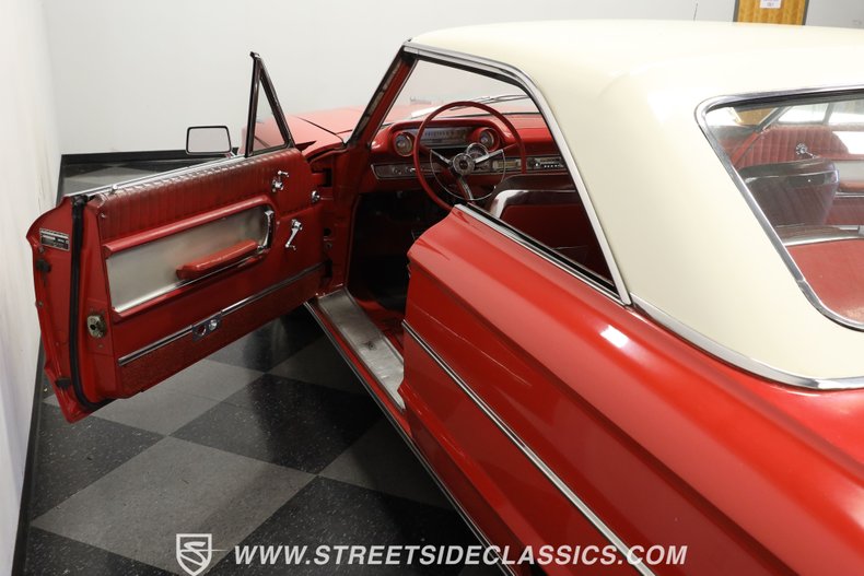Unknown-Galaxie-1964-Rangoon-Red-Red-37