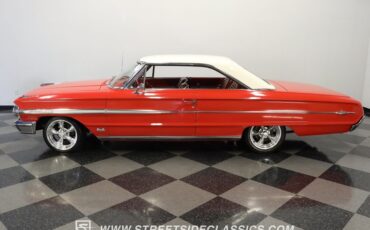 Unknown-Galaxie-1964-Rangoon-Red-Red