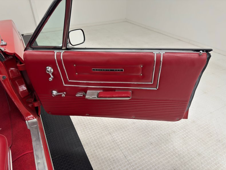 Unknown-Galaxie-1965-Rangoon-Red-Red-34