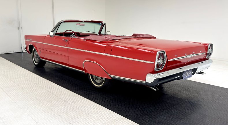 Unknown-Galaxie-1965-Rangoon-Red-Red-7