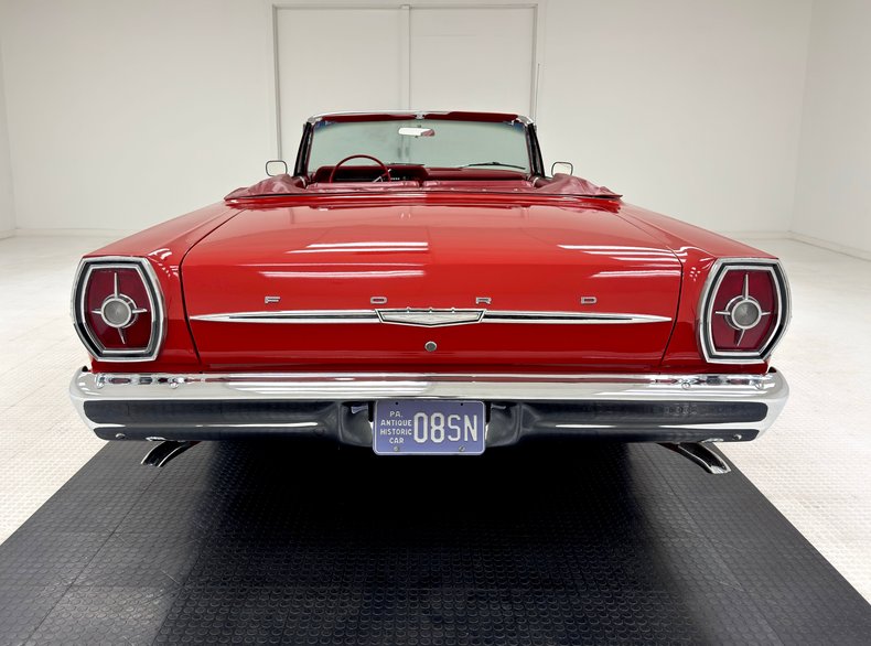 Unknown-Galaxie-1965-Rangoon-Red-Red-8