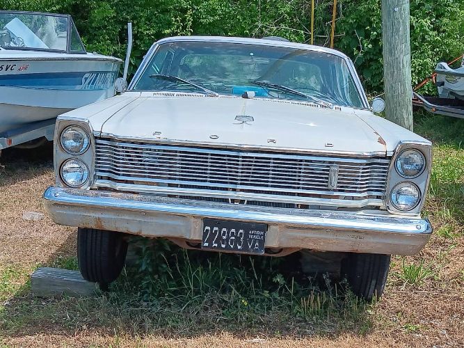 Unknown-Galaxie-1965-White