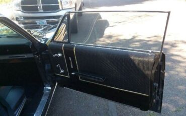 Unknown-Galaxie-1966-Black-14