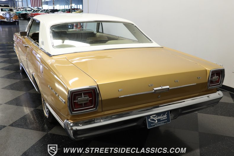 Unknown-Galaxie-1966-Med-Palomino-Met.-Tan-2