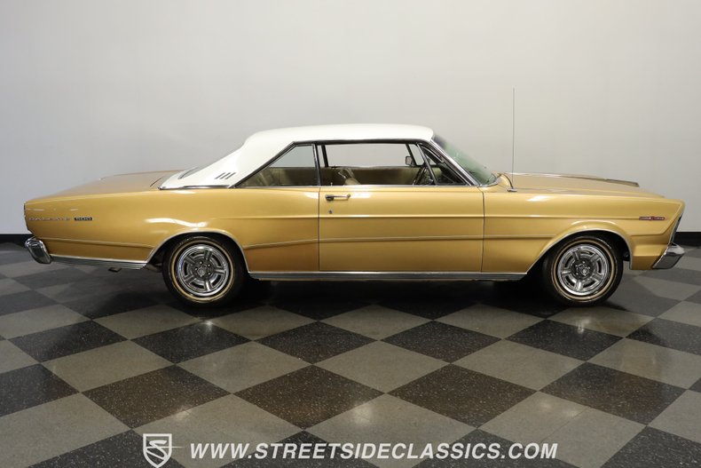 Unknown-Galaxie-1966-Med-Palomino-Met.-Tan-20