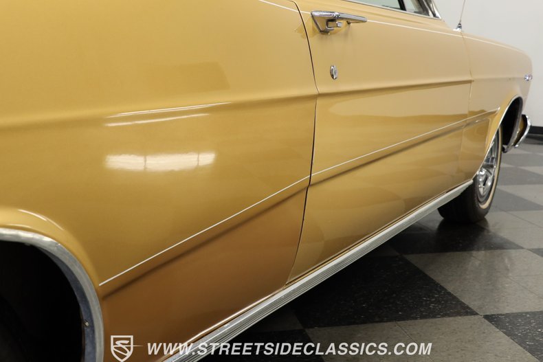 Unknown-Galaxie-1966-Med-Palomino-Met.-Tan-33