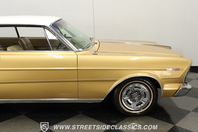 Unknown-Galaxie-1966-Med-Palomino-Met.-Tan-35
