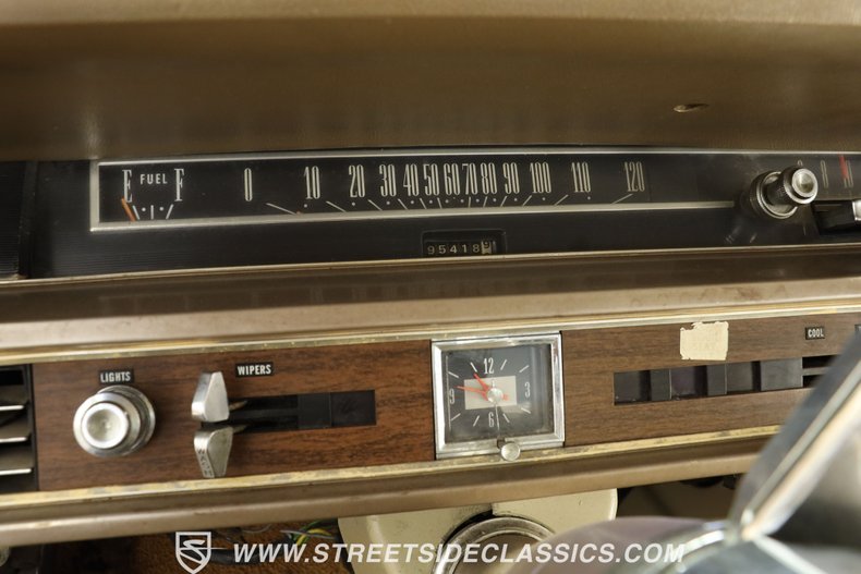 Unknown-Galaxie-1966-Med-Palomino-Met.-Tan-39