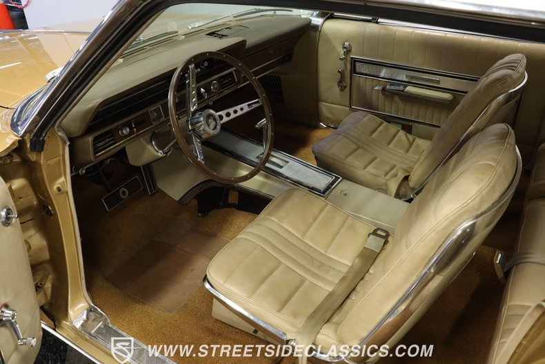 Unknown-Galaxie-1966-Med-Palomino-Met.-Tan-6