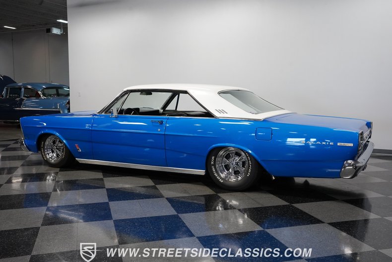 Unknown-Galaxie-1966-Metallic-Blue-Blue-10