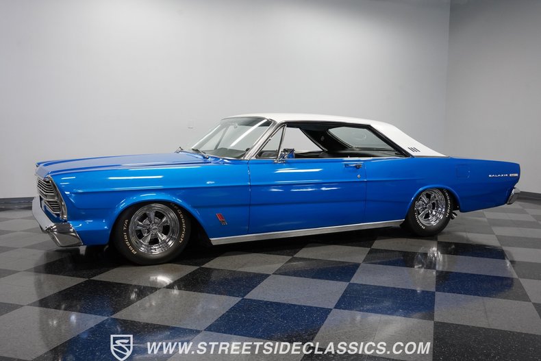 Unknown-Galaxie-1966-Metallic-Blue-Blue-2