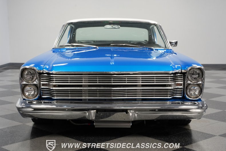 Unknown-Galaxie-1966-Metallic-Blue-Blue-21