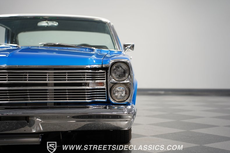 Unknown-Galaxie-1966-Metallic-Blue-Blue-24