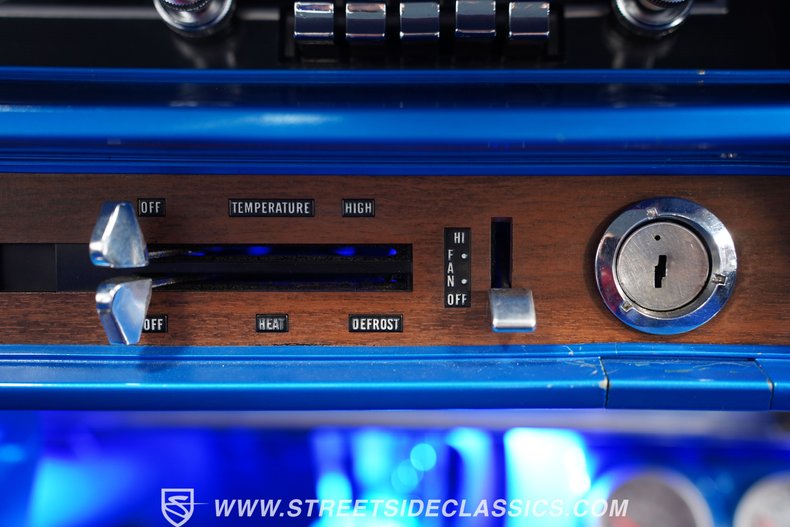 Unknown-Galaxie-1966-Metallic-Blue-Blue-37