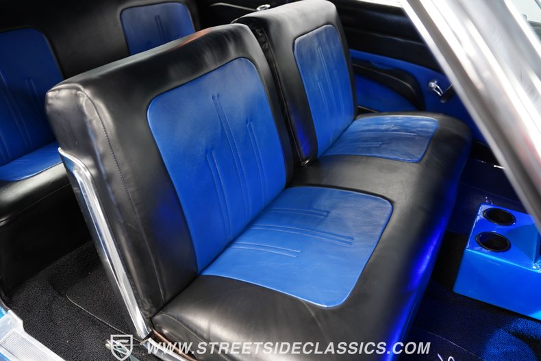 Unknown-Galaxie-1966-Metallic-Blue-Blue-44
