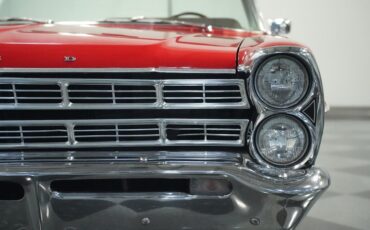 Unknown-Galaxie-1967-Candy-Apple-Red-White-21