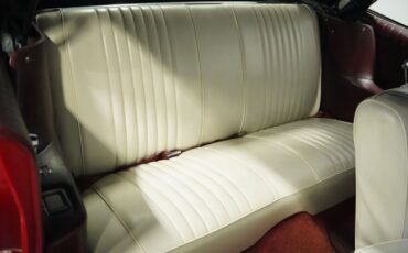Unknown-Galaxie-1967-Candy-Apple-Red-White-39
