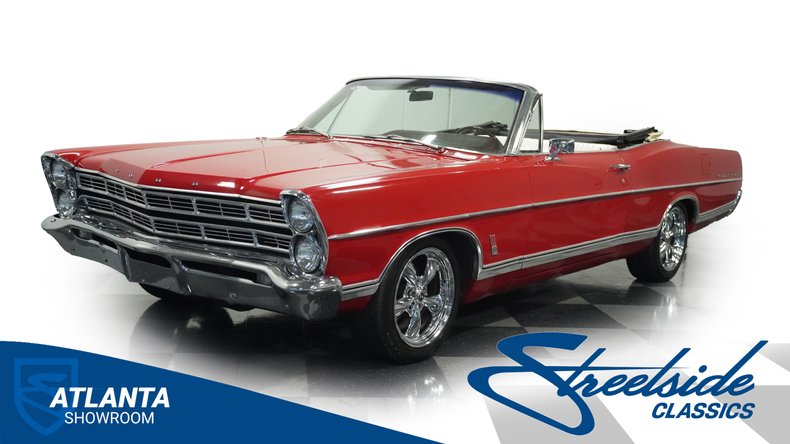 Unknown-Galaxie-1967-Candy-Apple-Red-White-49