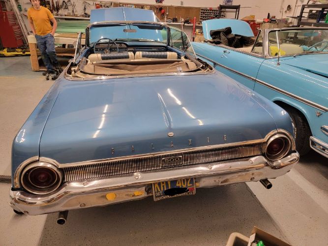 Unknown-Galaxie-500-1962-Blue-1