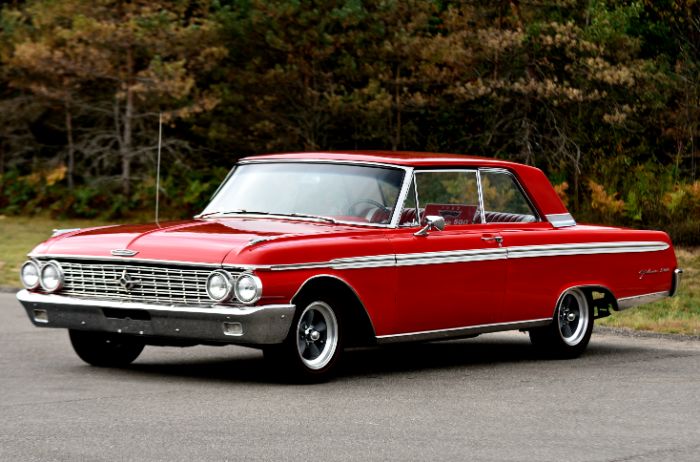 Unknown-Galaxie-500-1962-Red-Black-11