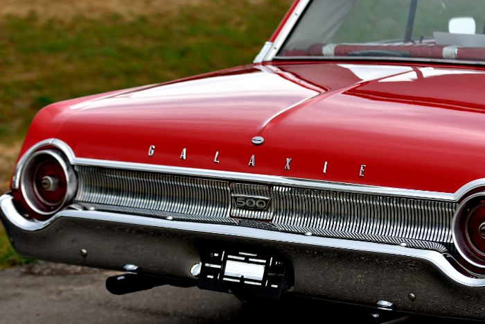 Unknown-Galaxie-500-1962-Red-Black-12