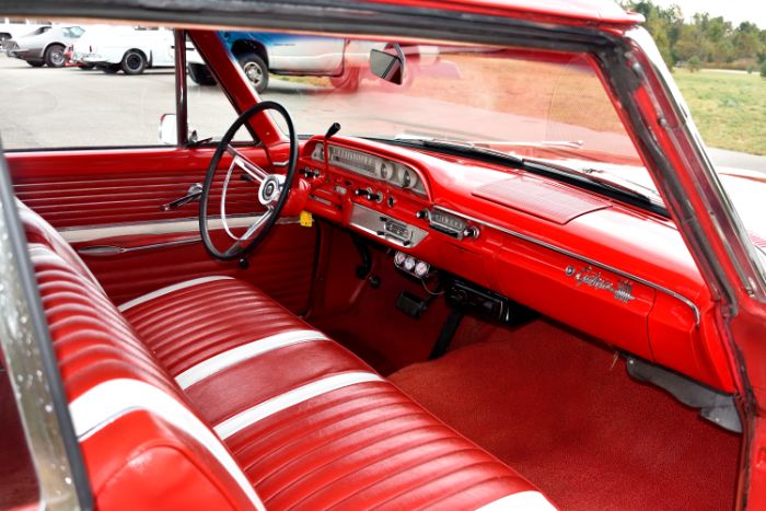 Unknown-Galaxie-500-1962-Red-Black-17