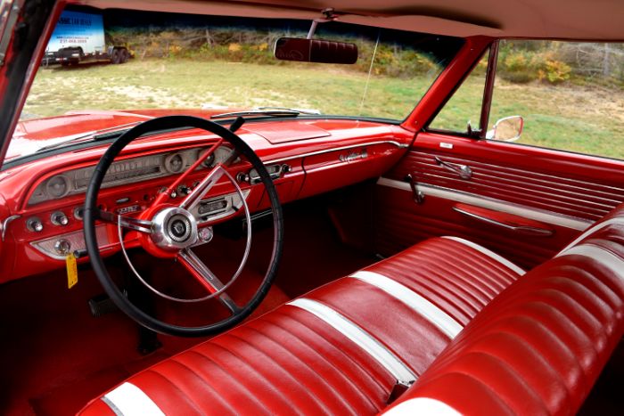 Unknown-Galaxie-500-1962-Red-Black-21