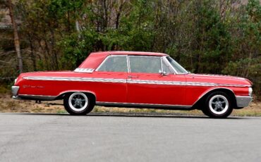Unknown-Galaxie-500-1962-Red-Black-29