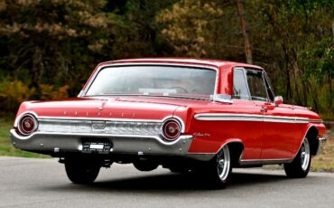 Unknown-Galaxie-500-1962-Red-Black-30