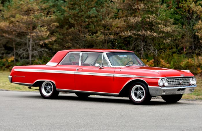 Unknown-Galaxie-500-1962-Red-Black-33