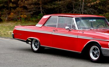 Unknown-Galaxie-500-1962-Red-Black