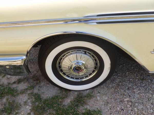 Unknown-Galaxie-500-1962-Yellow-Tan-off-white-10